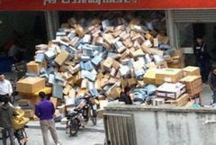 比特币重返10万美元大关近 
