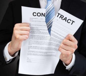 鸡蛋期货2510合约：收盘3033元供应过剩格局难改